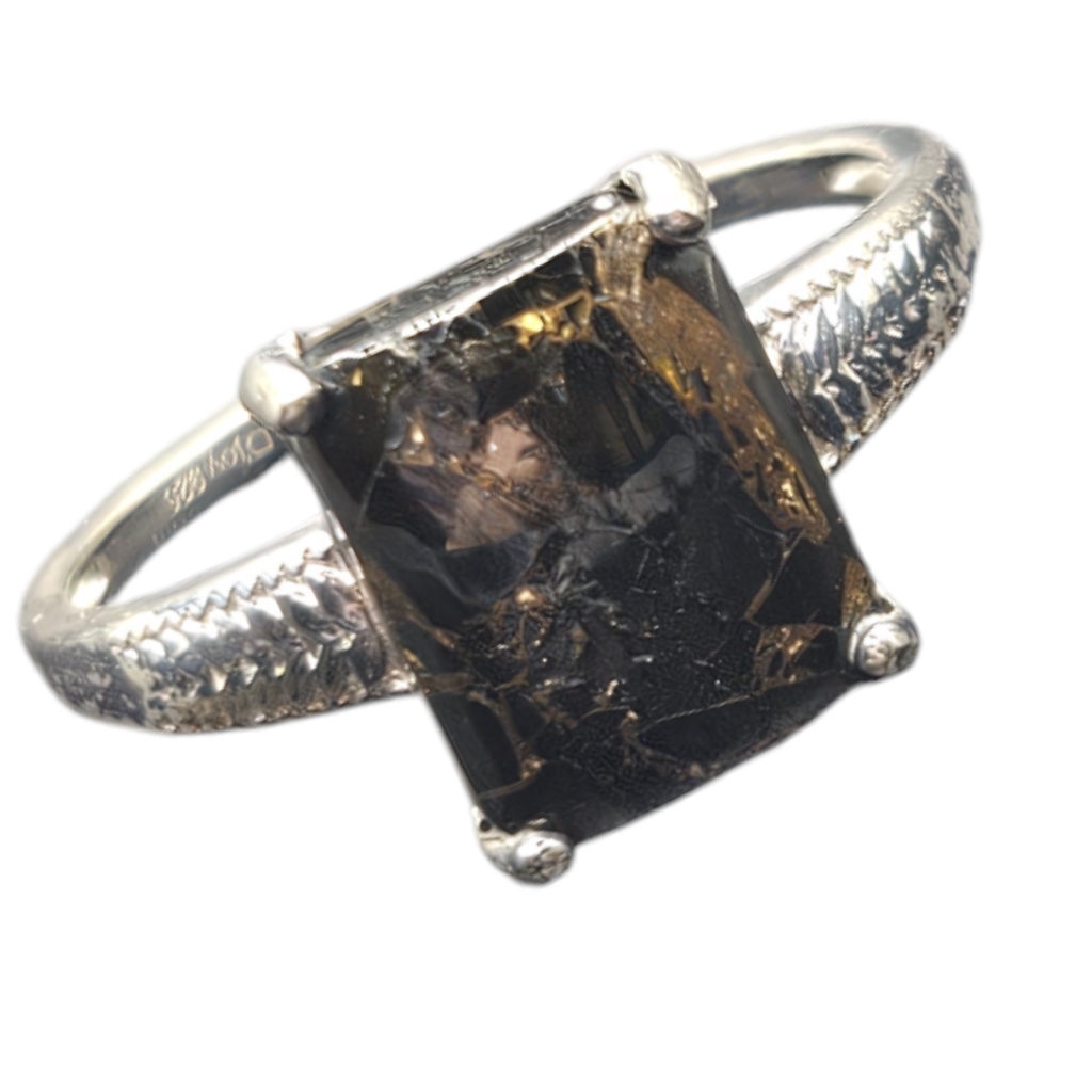 Shungite Solitaire Ring 35$